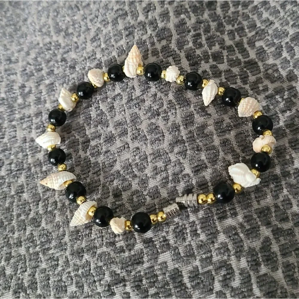 Jewelry bracelets - Picture 2 of 3